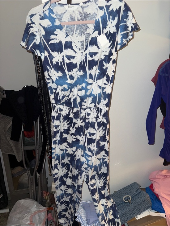 Candace Cameron Bure Pants - Candace Cameron Bure Navy and White Palm-Print Jumpsuit